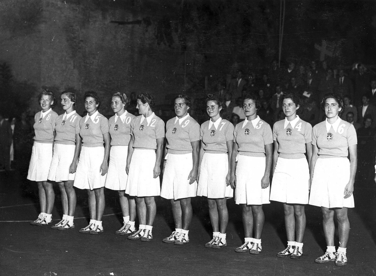 16 ottobre 1938: quando le pioniere azzurre salirono sul tetto d’Europa